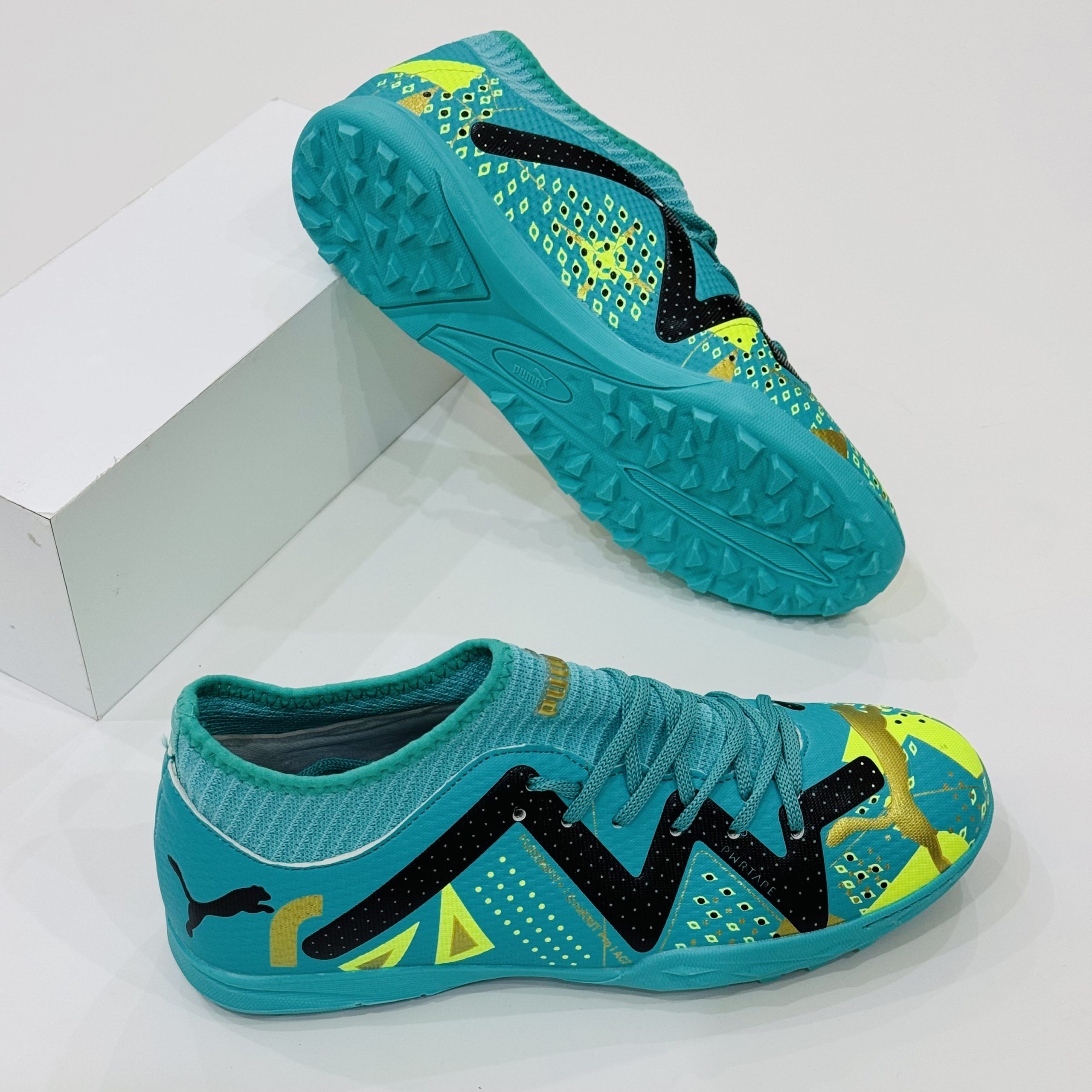 کفش استوک ریز پوما فیروزه ای (كيفيت ويتنام)