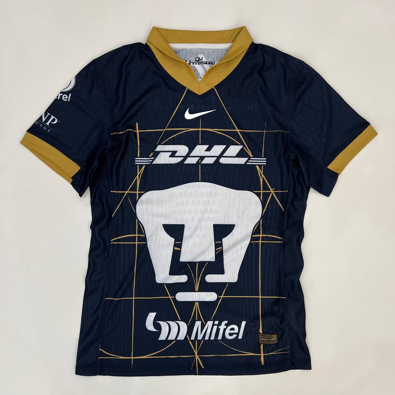 تیشرت پلیری اول DHL فصل 2025